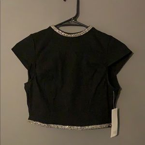 High neck cap sleeve backless fancy crop top